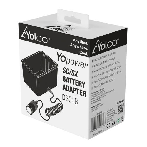 Opakowanie przenośnej lodówki kompresorowej; logo Yolco na czarnym górnym pasku oraz informacje o produkcie na kartonie